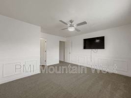 featured image of 641 Ne