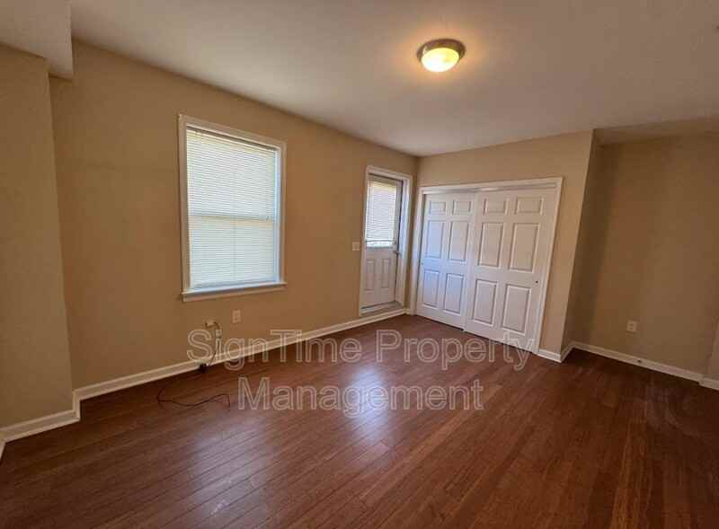 44 E Franklin St #3W - Photo 6 of 11