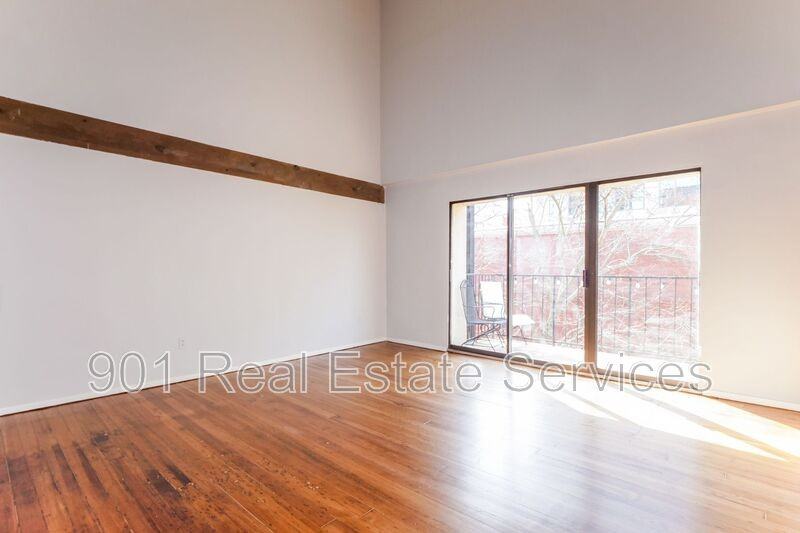 107 S Front St #52 - Photo 3 of 21