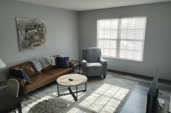 1632 Lexington Avenue - Photo 2 of 11