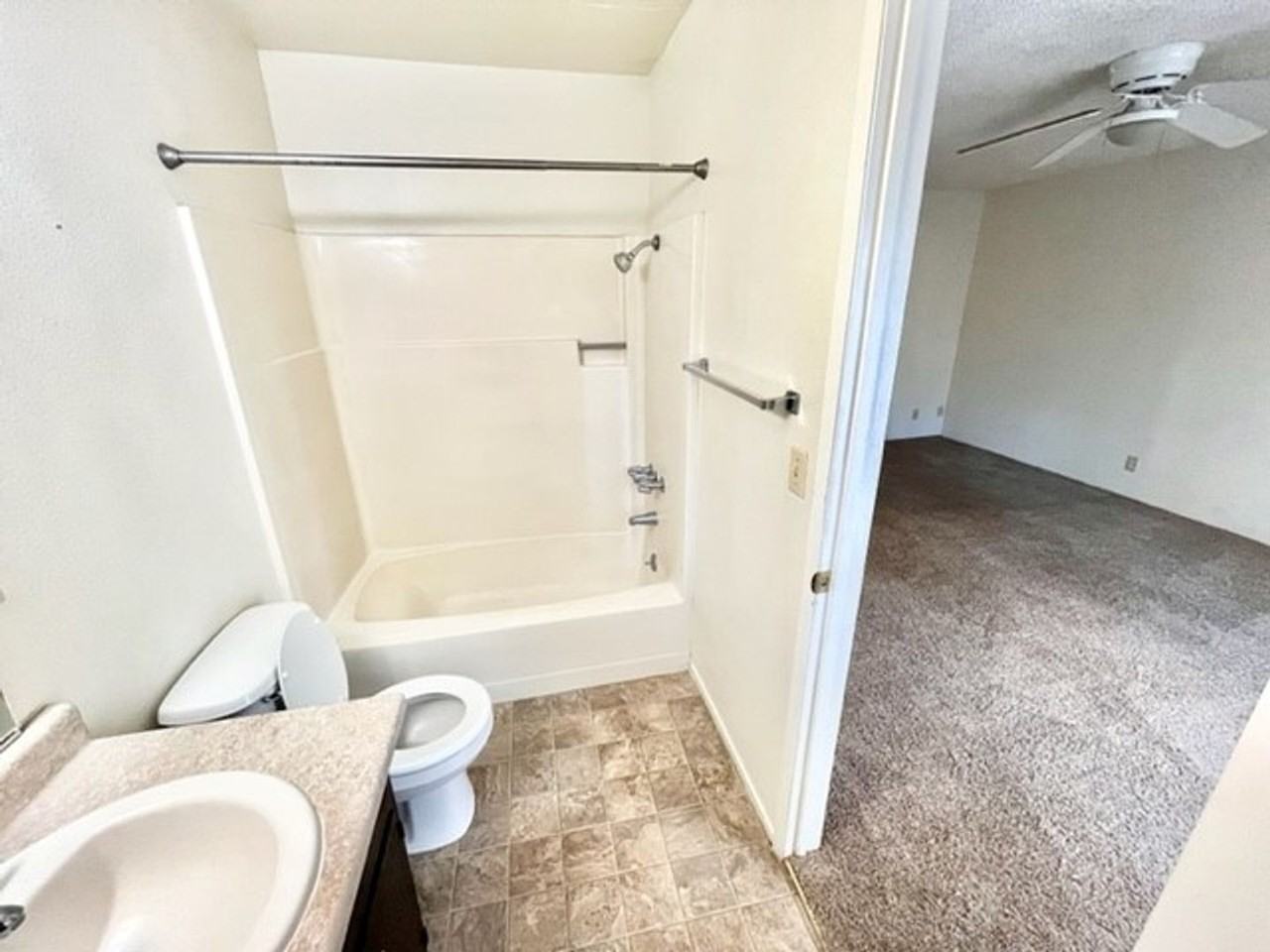 **Pre-Leasing for Summer 2026** 417 Orange Street, 3 Bedroom and 1 Bedroom Options - Photo 6 of 19