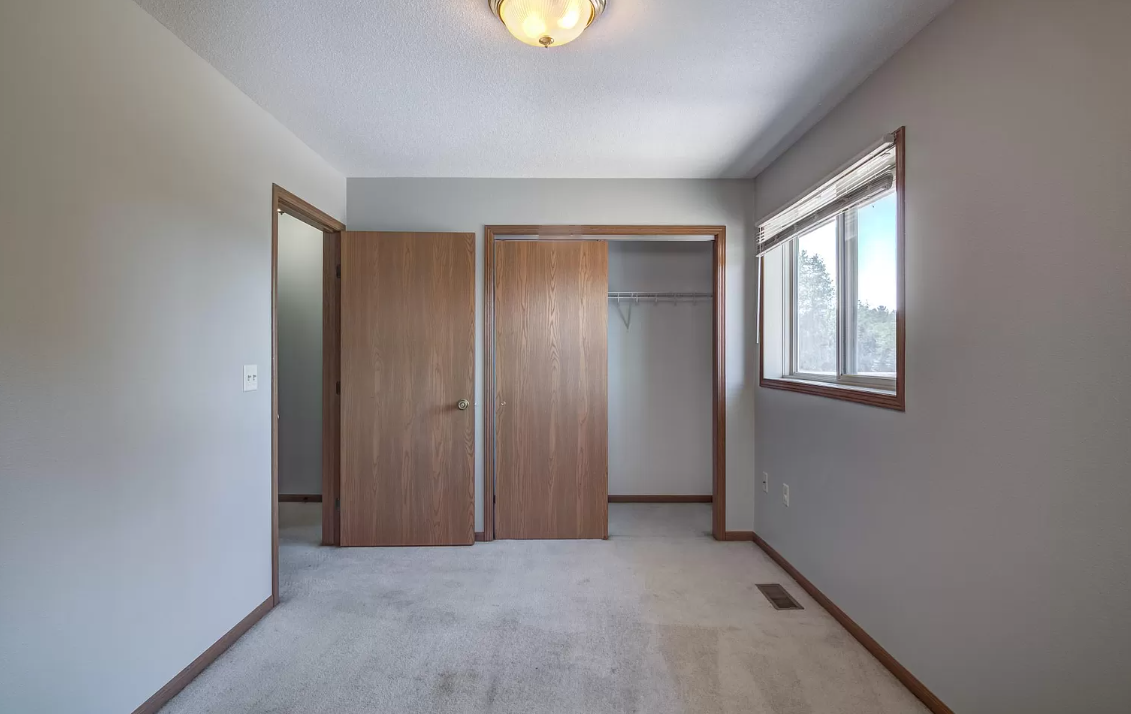 Fox Meadow Townhomes - Photo 4 of 27