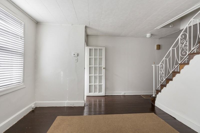 2041 Pemberton St - Photo 3 of 19