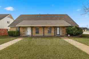 702 Skyline Dr - Photo 1 of 1