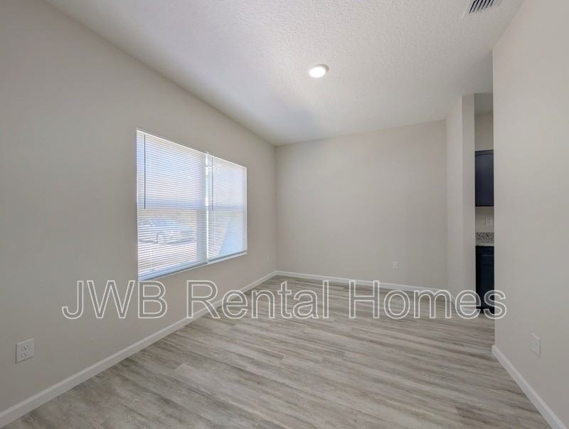 14099 Hollings St - Photo 5 of 19