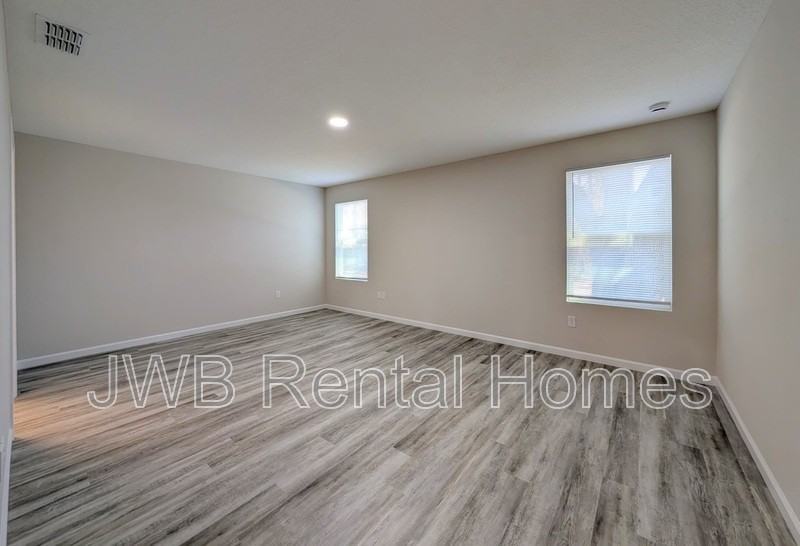 14099 Hollings St - Photo 7 of 19