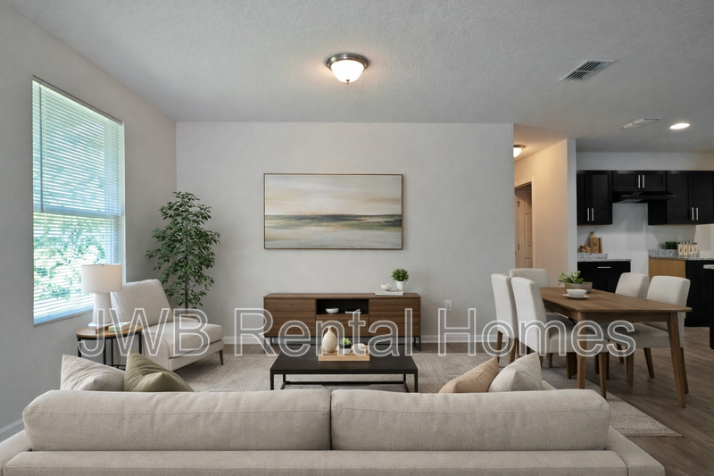 3838 Perry St - Photo 6 of 13