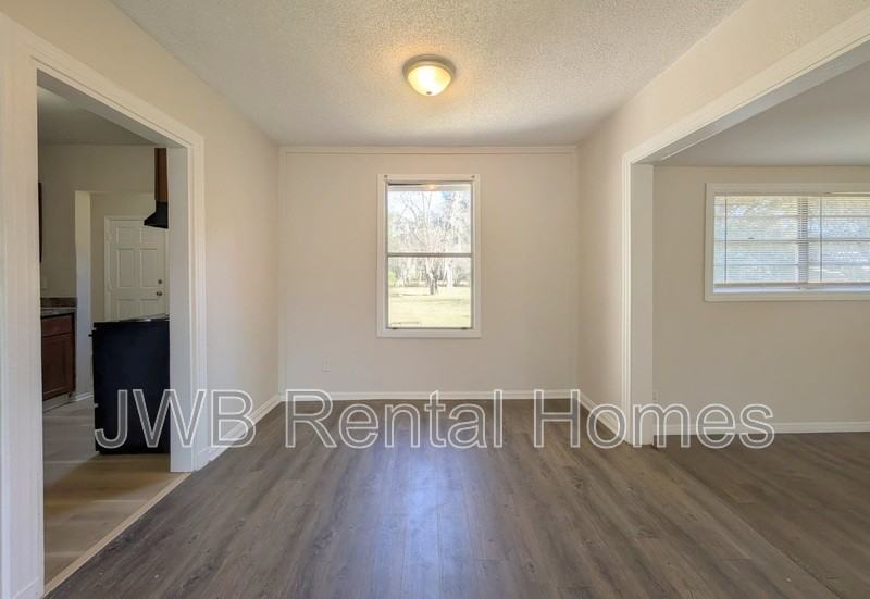 4411 Homer Rd - Photo 5 of 20