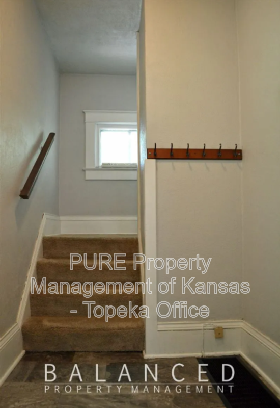 2910 Sw 17th St - Photo 2 of 10