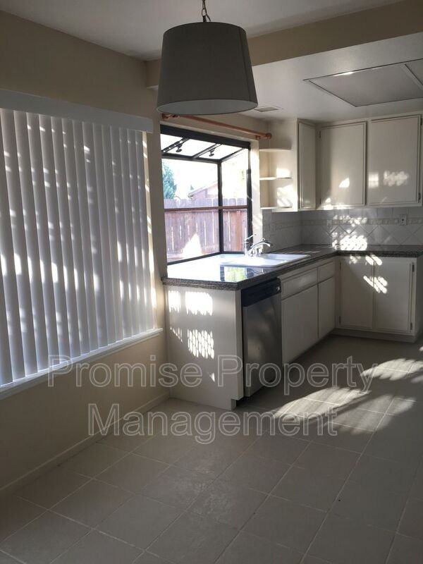 4578 Big Sur St - Photo 3 of 17