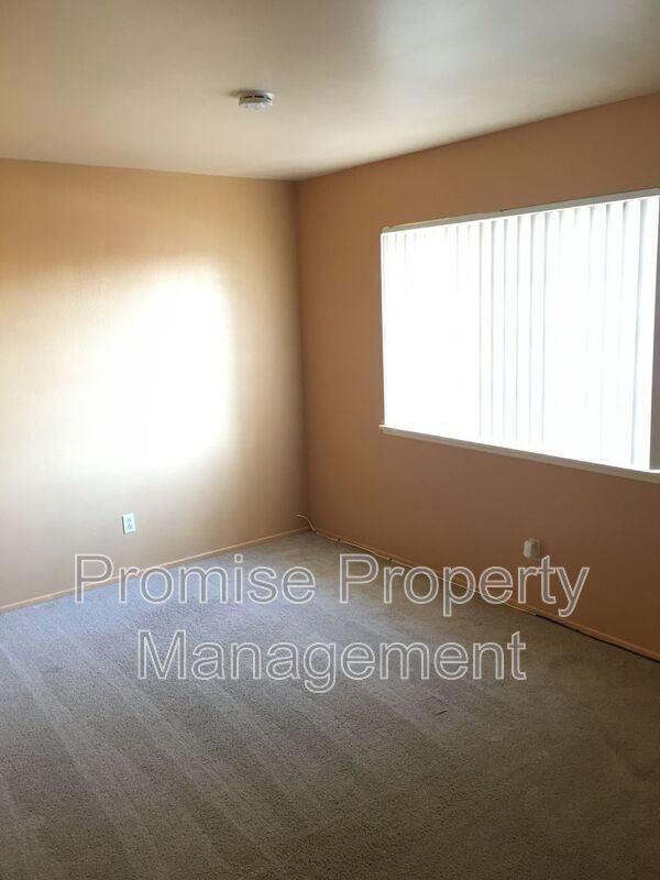 4578 Big Sur St - Photo 7 of 17