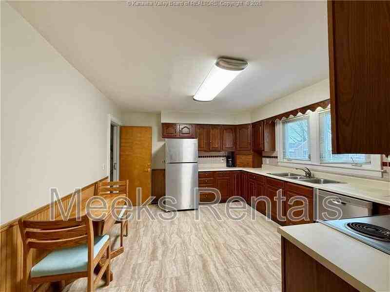 3013 Ridgeview Dr - Photo 5 of 27