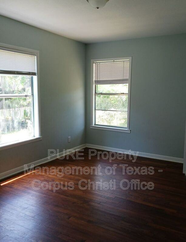 1329 Oak Park Dr - Photo 6 of 21