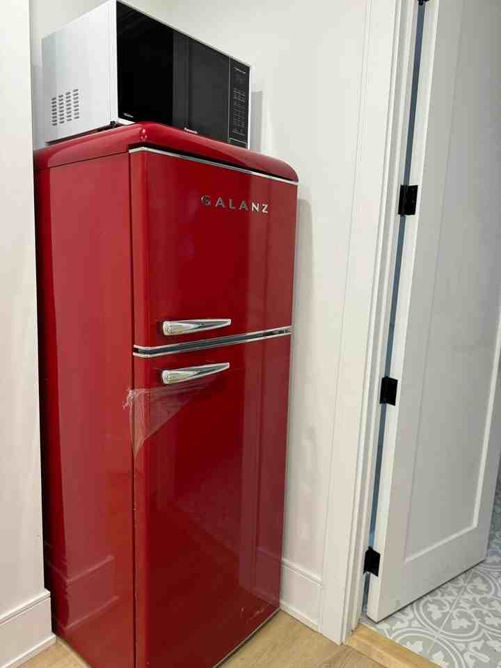 5 Brett Avenue #2 - Photo 4 of 15