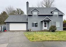 741 Se Camellia Ct - Photo 1 of 1