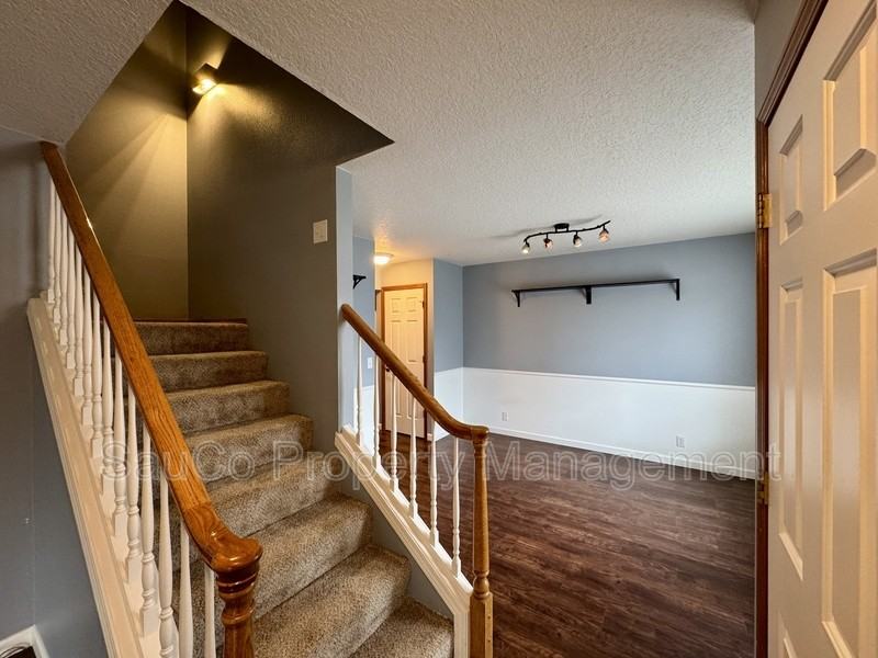 741 Se Camellia Ct - Photo 6 of 41