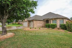 featured image of 3505 Sw Cranbrook Ave