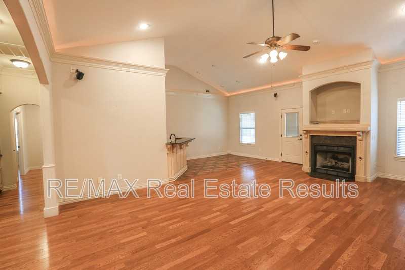 3505 Sw Cranbrook Ave - Photo 7 of 36