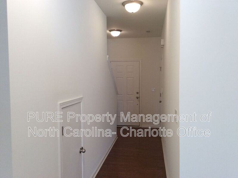 13224 Erwin Rd - Photo 3 of 50