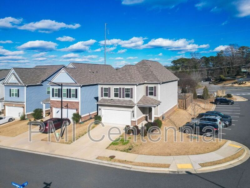 3834 Clarington Dr - Photo 2 of 22