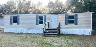 140 Courtillians Rd - Photo 1 of 1