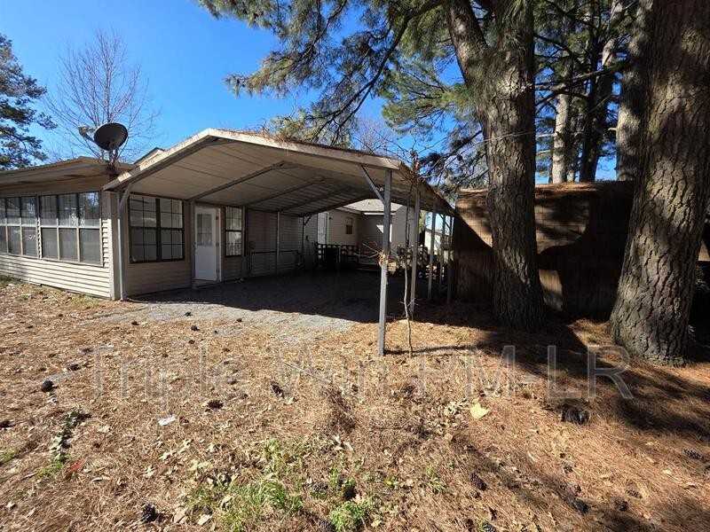 202 Rosemary Ln - Photo 6 of 34