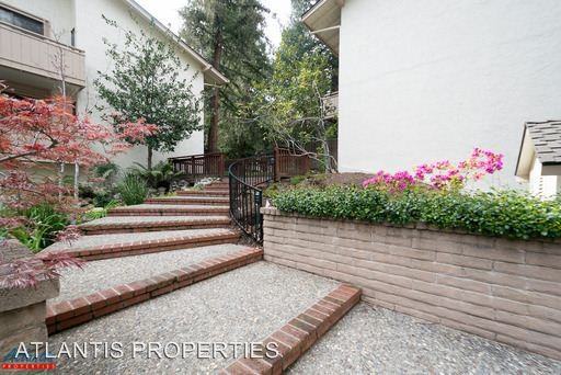 20700 4th St #8 - Photo 3 of 27