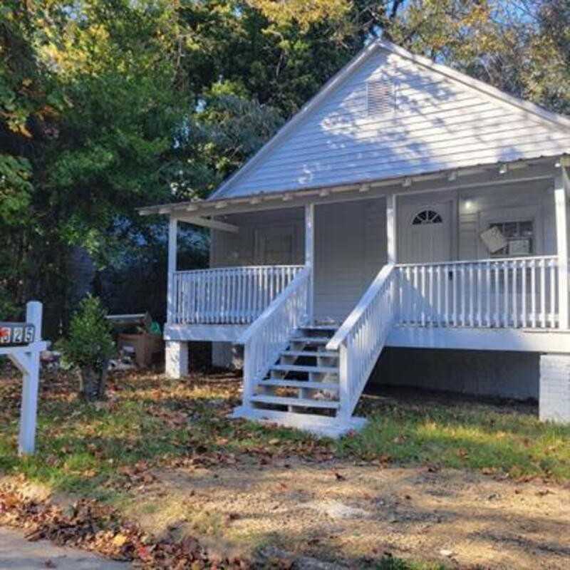 625 E Wall St - Photo 3 of 20