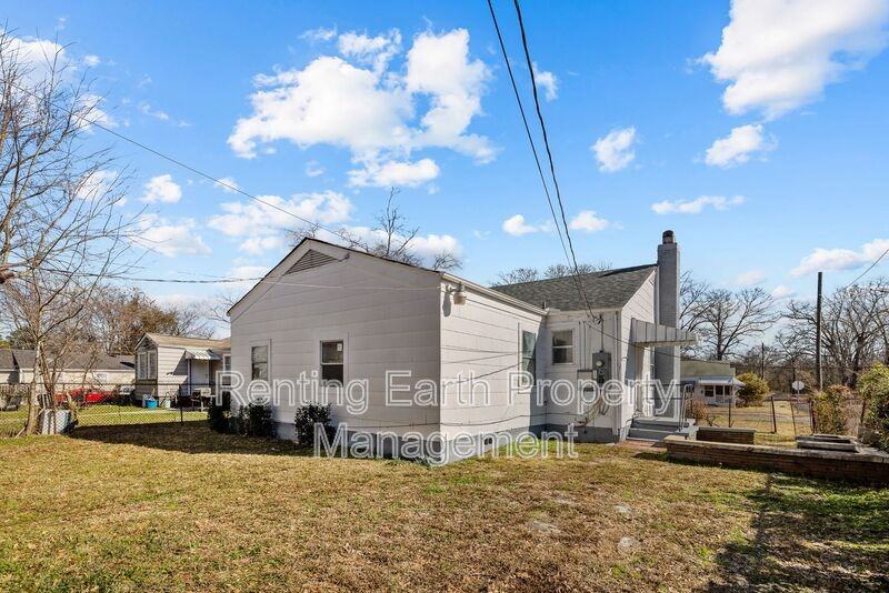 5320 Terrace Q - Photo 6 of 18