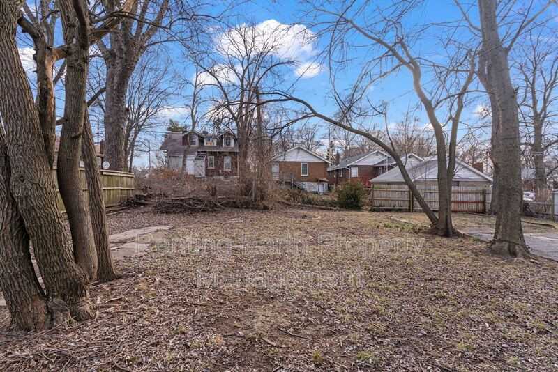 8212 Toddy Ave - Photo 4 of 18