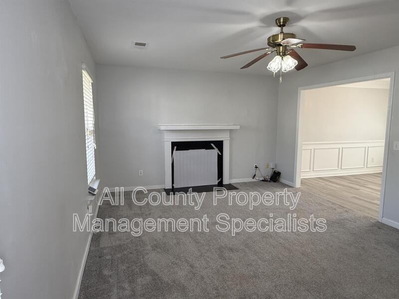 179 Vermillion Dr - Photo 3 of 13