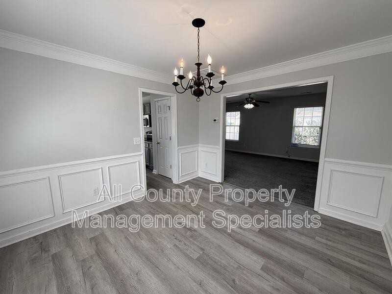 179 Vermillion Dr - Photo 4 of 13