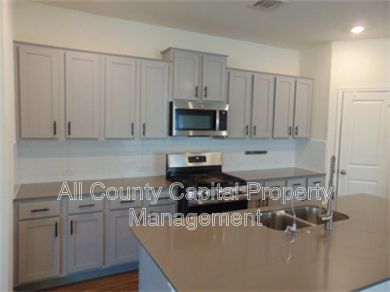 181 Crystal River Rd - Photo 4 of 9