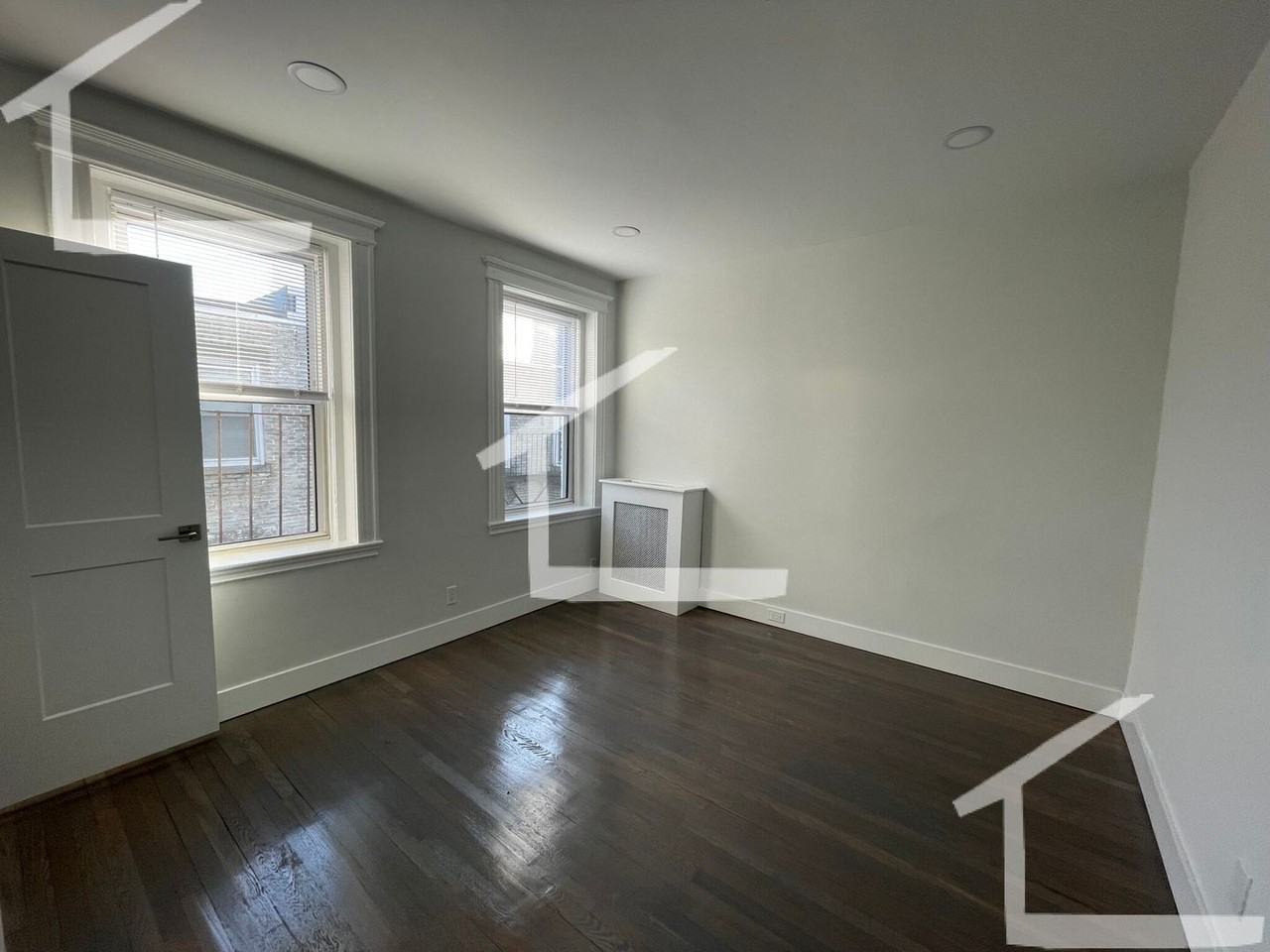 110 Park Dr - Photo 6 of 9