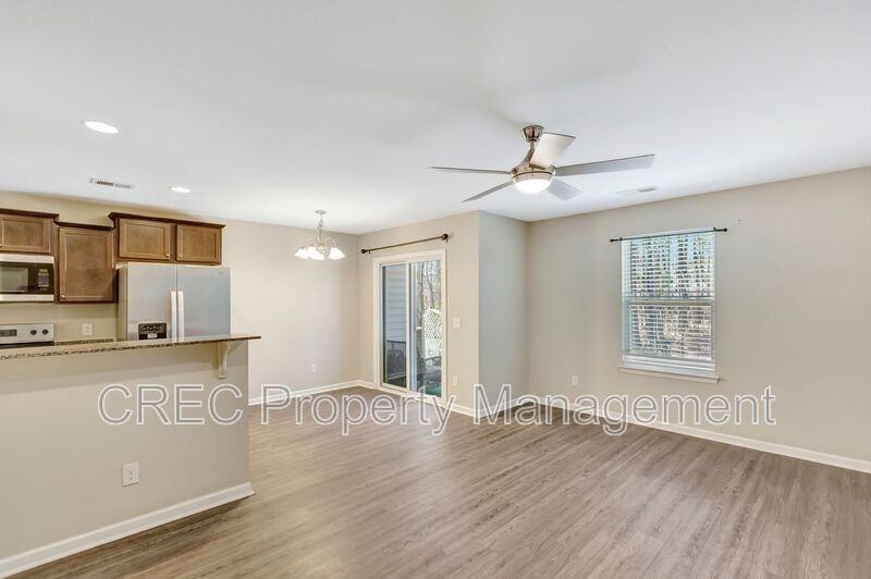 271 Jackson St - Photo 3 of 29