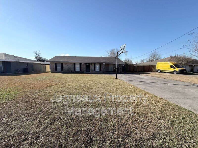 2528 Saint Joseph St