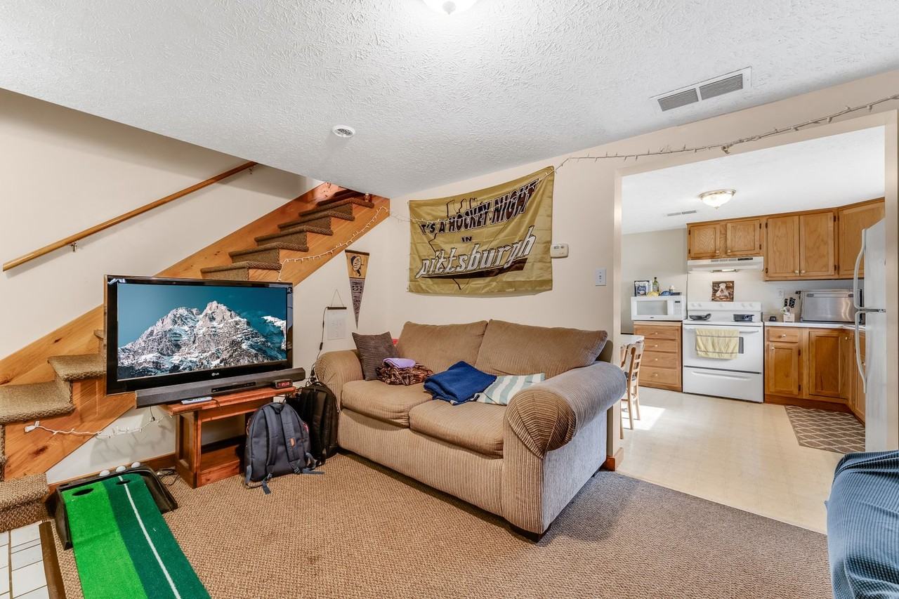Vulcan K Team Apartments - Photo 3 of 45