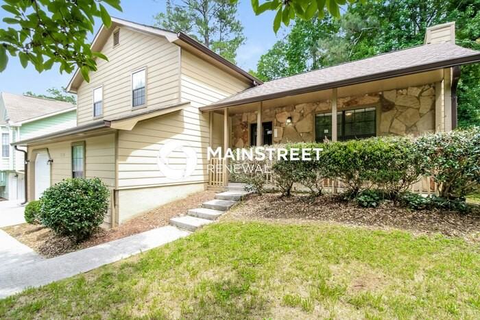 1320 Howard Way - Photo 4 of 16