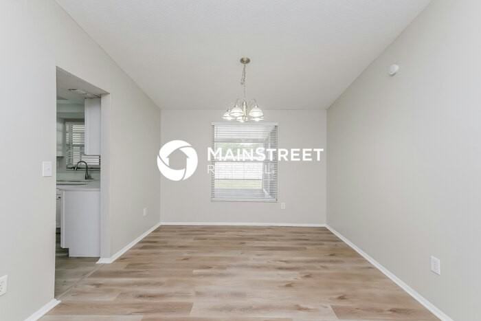 706 Jacaranda Dr - Photo 5 of 16