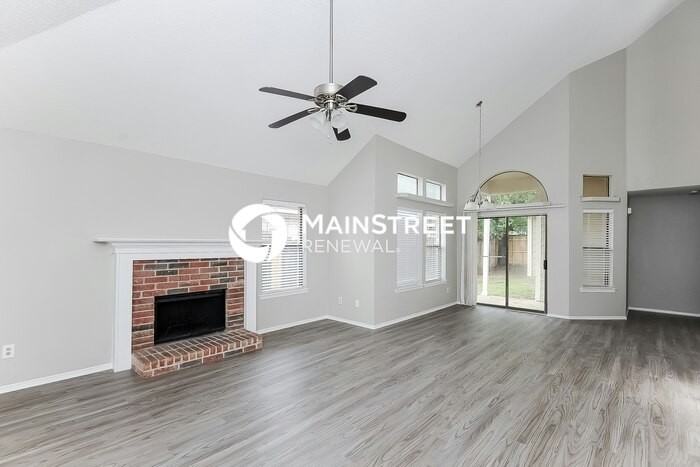 2080 Palomino Trl - Photo 3 of 16