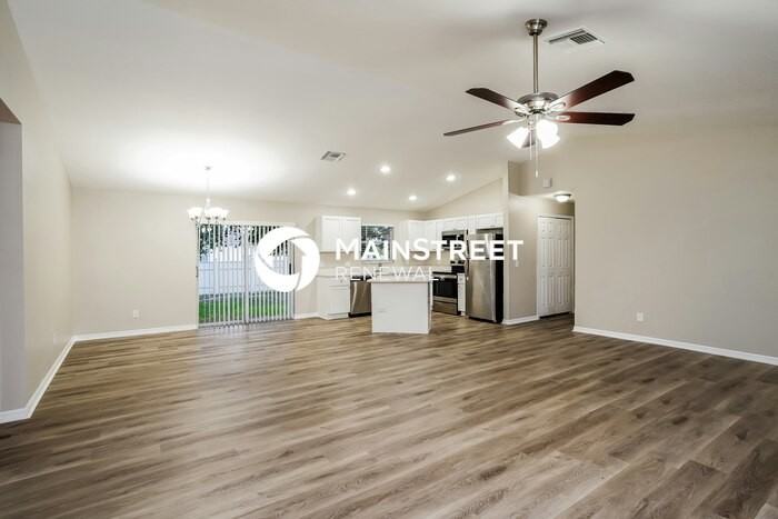 1406 Nw 8th Pl - Photo 7 of 19