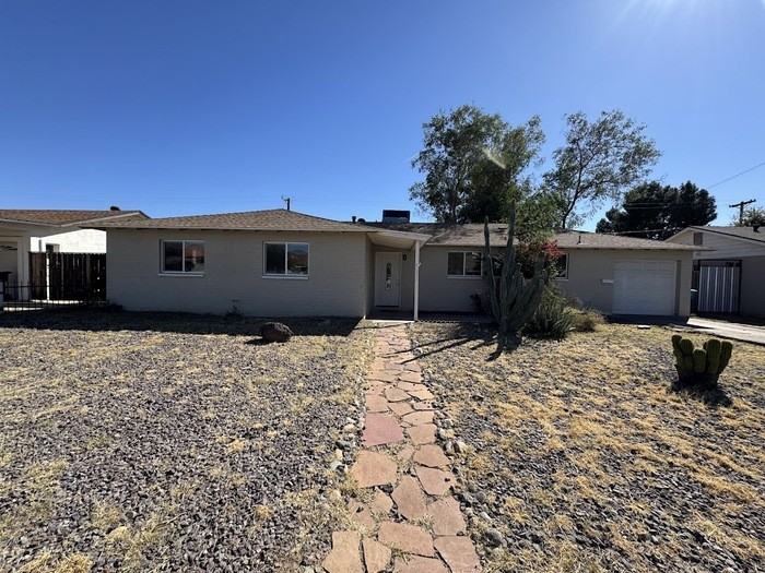 5607 W Meadowbrook Ave