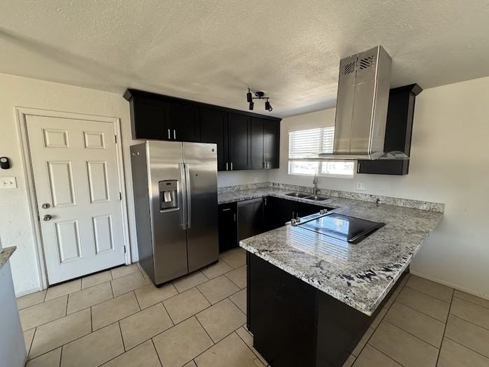 5607 W Meadowbrook Ave - Photo 3 of 18