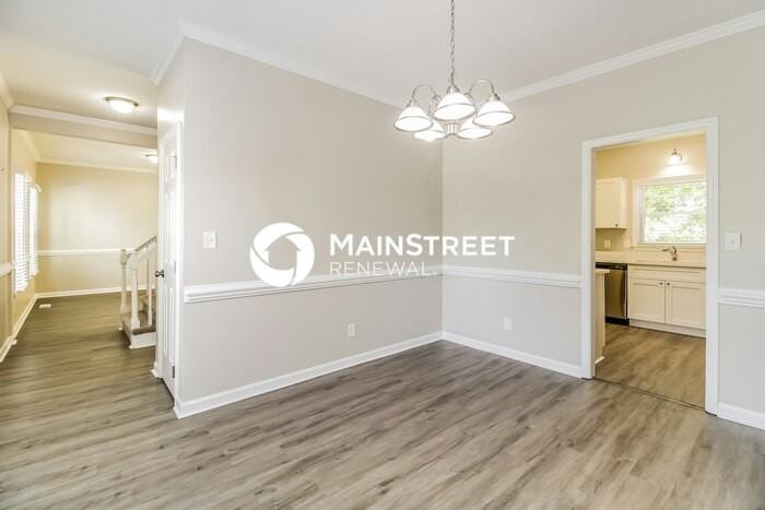 3721 Harrington Pt - Photo 4 of 17