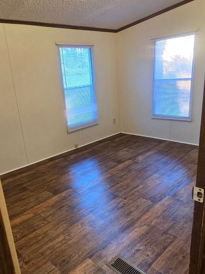 2386 Bonlee Bennett Rd - Photo 6 of 19