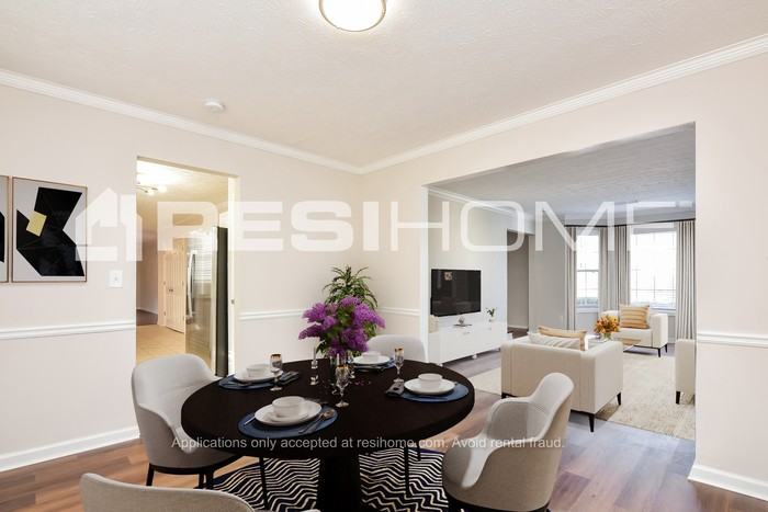 2260 Harmony Lakes Cir - Photo 3 of 23