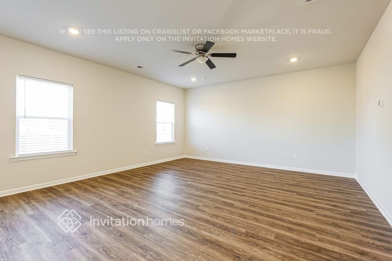 217 White Fields Ave - Photo 5 of 18