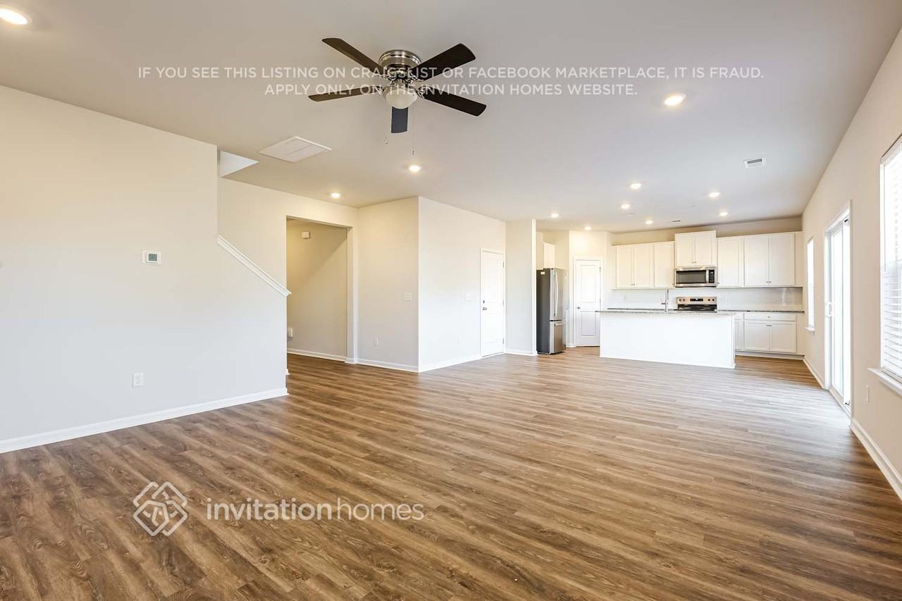217 White Fields Ave - Photo 6 of 18