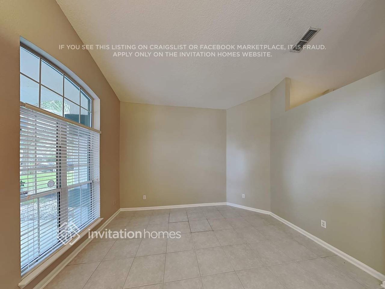 513 Bay Hollow Ct - Photo 5 of 19