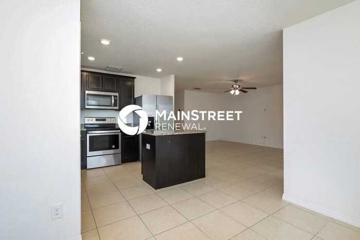 1499 Swan Lake Cir - Photo 4 of 15